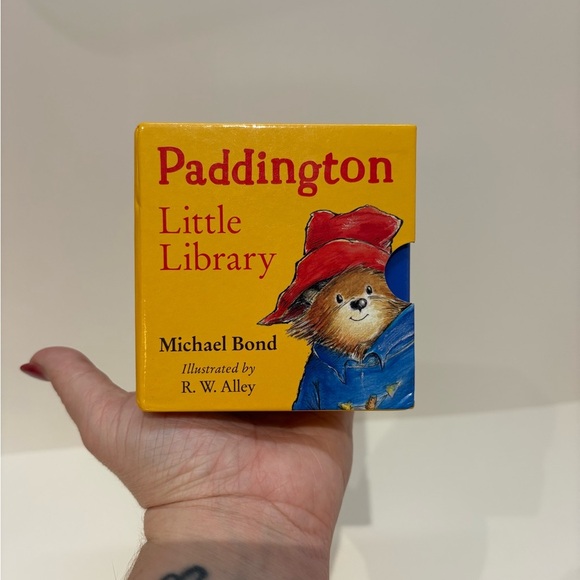 Paddington Little Library Book Set - Picture 10 of 11